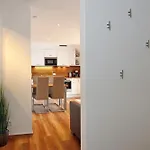 Hanse 321 Apartment *